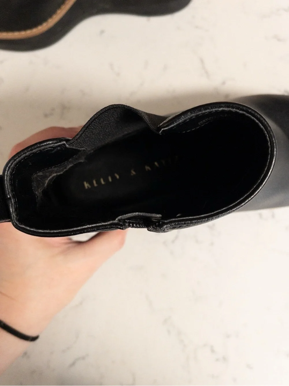 Kelly & Katie Black Asina Chelsea Wedge Platform Booties Boots 7.5